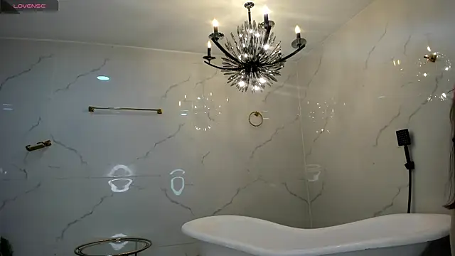 Snapshot of HarleyQueen666 chatting on February 5, 2026, 11:06 am HarleyQueen666 online show from February 5, 2026, 11:06 am