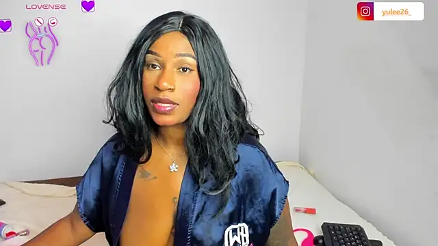 Snapshot of Brandy_brown_ chatting on October 13, 2025, 11:38 pm Brandy brown  online show from October 13, 2025, 11:38 pm