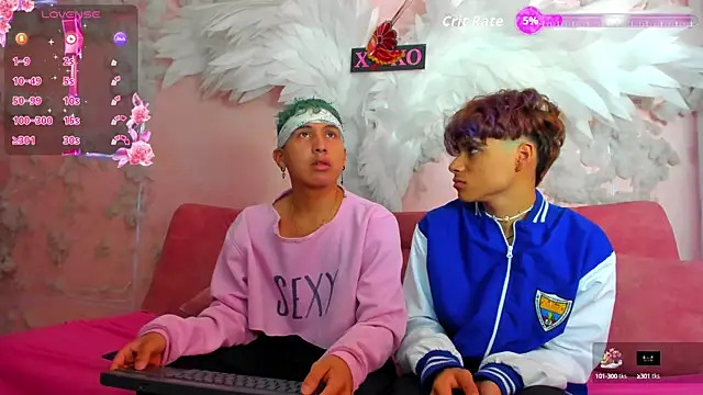 Snapshot of spicy_adonhis chatting on October 6, 2025, 12:39 pm spicy adonhis online show from October 6, 2025, 12:39 pm