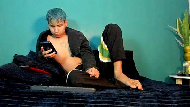 Snapshot of spicy_adonhis chatting on September 20, 2025, 12:54 pm spicy adonhis online show from September 20, 2025, 12:54 pm