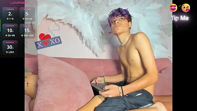 Snapshot of spicy_adonhis chatting on September 19, 2025, 12:53 pm spicy adonhis online show from September 19, 2025, 12:53 pm