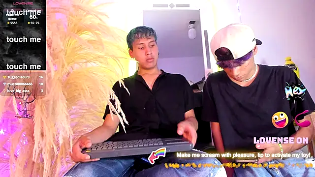 Snapshot of spicy_adonhis chatting on September 24, 2025, 7:42 pm spicy adonhis online show from September 24, 2025, 7:42 pm