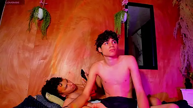 spicy adonhis online show from February 21, 2026, 1:35 pm