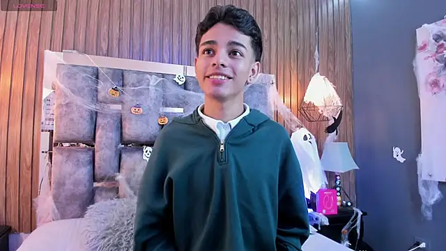 owen  johnson online show from November 1, 2025, 11:59 am