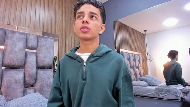 Snapshot of owen__johnson chatting on February 8, 2026, 12:03 pm owen johnson online show from February 8, 2026, 12:03 pm