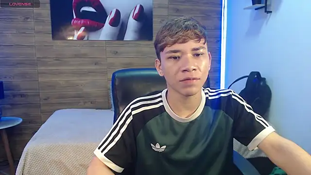 Snapshot of nathanclay chatting on February 11, 2026, 3:28 am nathanclay online show from February 11, 2026, 3:28 am