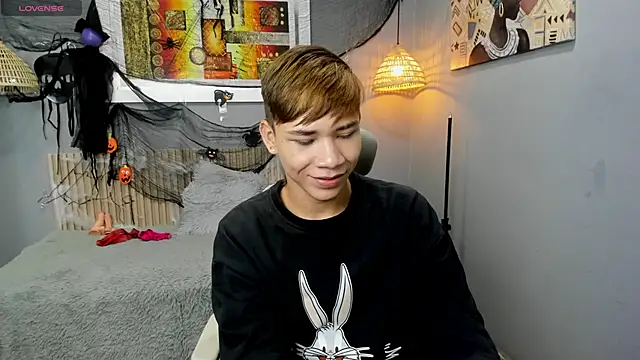 Snapshot of nathanclay chatting on October 21, 2025, 5:18 am nathanclay online show from October 21, 2025, 5:18 am