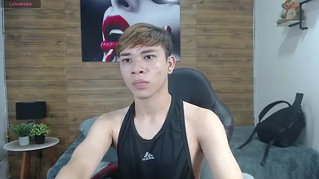 nathanclay online show from April 12, 2026, 4:16 am