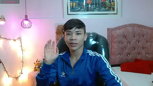 Snapshot of nathanclay chatting on October 2, 2025, 3:10 am nathanclay online show from October 2, 2025, 3:10 am