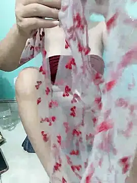 Snapshot of Jess-Thuy chatting on October 28, 2025, 1:50 am Jess-Thuy online show from October 28, 2025, 1:50 am