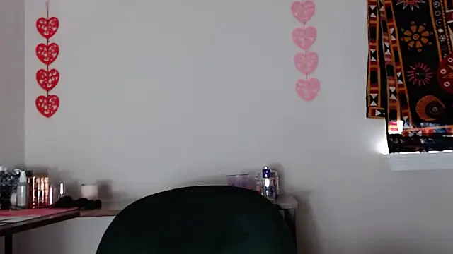 Snapshot of Cherribombzz chatting on February 28, 2026, 5:12 pm Cherribombzz online show from February 28, 2026, 5:12 pm