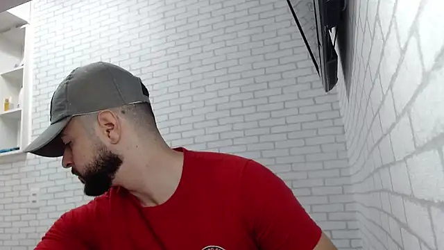 BombeiroHotx online show from December 3, 2025, 8:30 pm