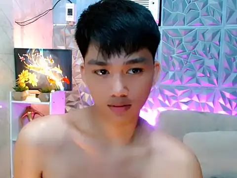 Mister officer69 online show from June 20, 2026, 1:16 pm