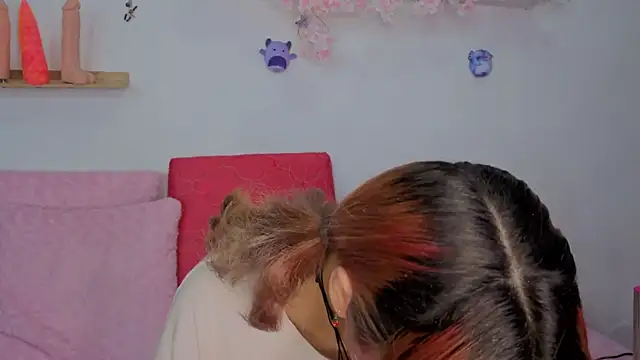 Snapshot of zoelight18 chatting on October 26, 2025, 9:20 am zoelight18 online show from October 26, 2025, 9:20 am