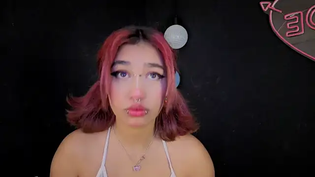 Snapshot of zoelight18 chatting on September 26, 2025, 5:25 am zoelight18 online show from September 26, 2025, 5:25 am