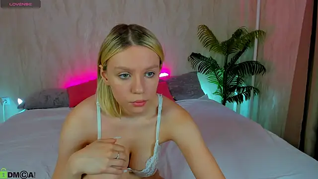 Snapshot of Casey_Miller chatting on October 10, 2025, 9:21 am Casey Miller online show from October 10, 2025, 9:21 am