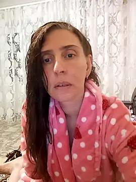 Snapshot of CandiCole chatting on September 28, 2025, 6:15 pm CandiCole online show from September 28, 2025, 6:15 pm