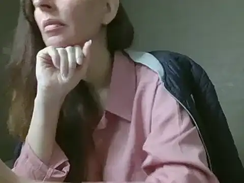 Snapshot of CandiCole chatting on October 1, 2025, 6:18 am CandiCole online show from October 1, 2025, 6:18 am