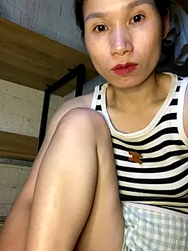 Snapshot of MinHiNi chatting on September 20, 2025, 8:08 am MinHiNi online show from September 20, 2025, 8:08 am