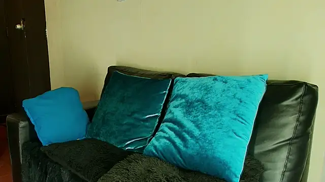 Snapshot of _DantFox_ chatting on October 22, 2025, 8:08 pm  DantFox  online show from October 22, 2025, 8:08 pm