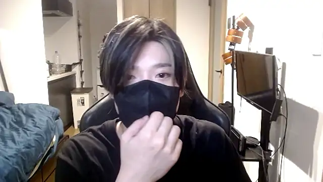 Mei-Tanaka online show from October 15, 2025, 2:14 pm