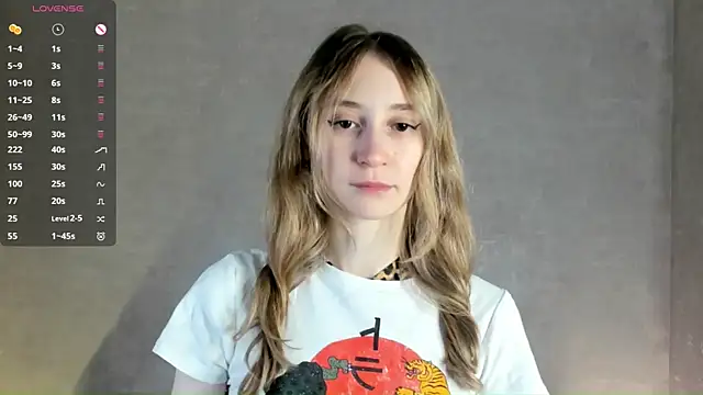 Snapshot of BeatrixHiett chatting on October 7, 2025, 3:40 am BeatrixHiett online show from October 7, 2025, 3:40 am