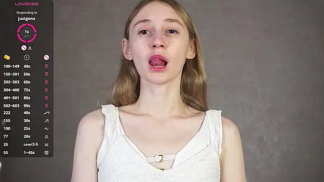 Snapshot of BeatrixHiett chatting on September 26, 2025, 3:46 am BeatrixHiett online show from September 26, 2025, 3:46 am