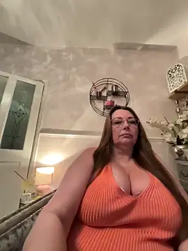 BuxomKitty BBW online show from March 13, 2026, 7:30 pm