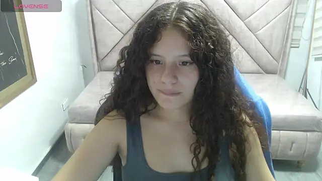 Velvet Moon V online show from February 12, 2026, 7:46 pm