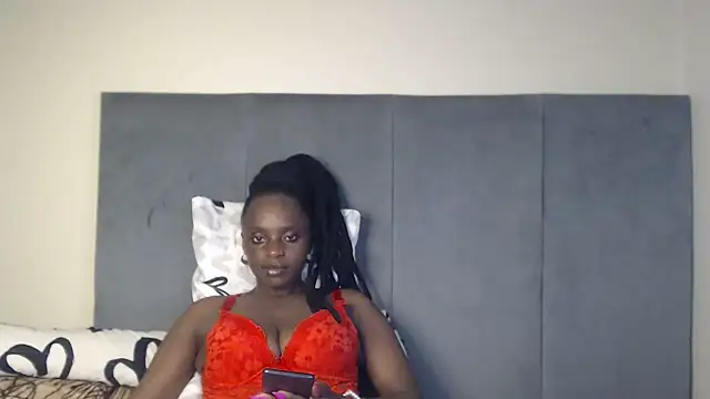 Snapshot of Jah-Queen chatting on September 25, 2025, 2:28 am Jah-Queen online show from September 25, 2025, 2:28 am