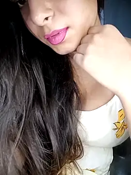 hotty-nisha online show from September 18, 2025, 11:13 am