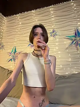 madi snow online show from December 3, 2025, 5:08 am