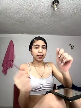 Snapshot of _Alix_7 chatting on October 30, 2025, 12:42 am Alix 7 online show from October 30, 2025, 12:42 am