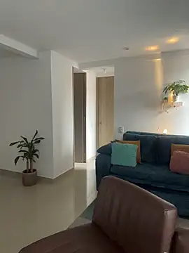 Lily June online show from October 14, 2025, 5:57 pm