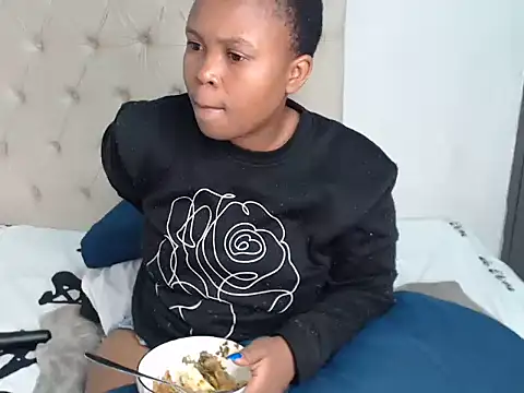 Lolly Ramochele online show from March 3, 2026, 4:25 pm