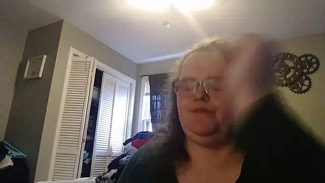 Snapshot of TheMistyPrice chatting on December 5, 2025, 3:21 pm TheMistyPrice online show from December 5, 2025, 3:21 pm