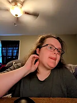 Snapshot of TheMistyPrice chatting on November 13, 2025, 12:53 pm TheMistyPrice online show from November 13, 2025, 12:53 pm