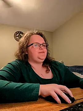 Snapshot of TheMistyPrice chatting on December 2, 2025, 9:05 pm TheMistyPrice online show from December 2, 2025, 9:05 pm