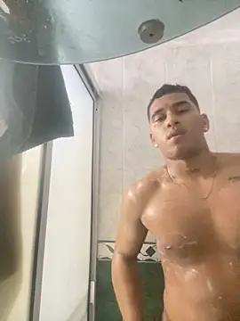 evan hardy online show from October 2, 2025, 4:05 am