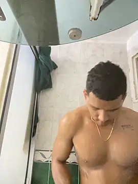 evan hardy online show from October 6, 2025, 12:01 am