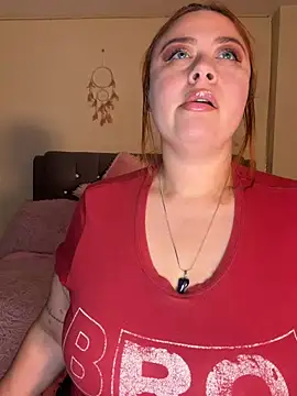 Snapshot of maddy_Bloomm chatting on March 4, 2026, 6:37 pm maddy Bloomm online show from March 4, 2026, 6:37 pm