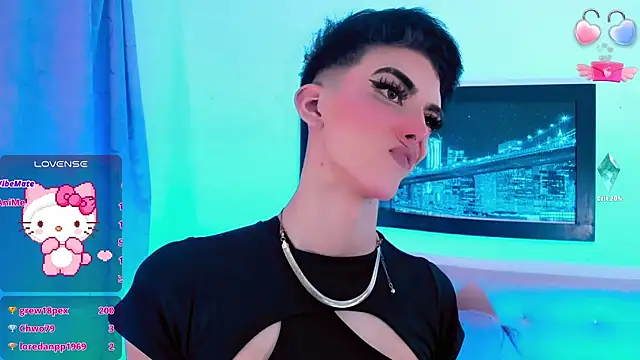 Snapshot of Baby_FenixTS chatting on September 24, 2025, 6:14 pm Baby FenixTS online show from September 24, 2025, 6:14 pm