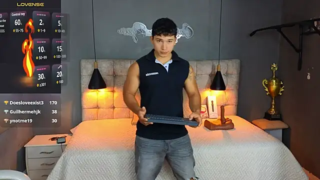 Snapshot of Horny_nick18 chatting on October 2, 2025, 12:19 pm Horny nick18 online show from October 2, 2025, 12:19 pm