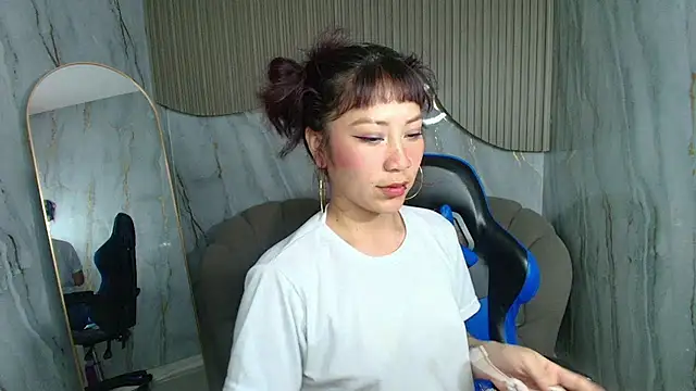 valentina r  online show from January 11, 2026, 2:51 am