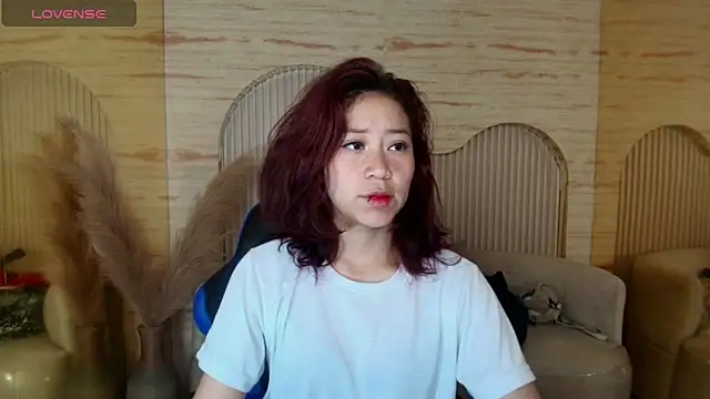 Snapshot of valentina_r_ chatting on September 23, 2025, 3:13 am valentina r  online show from September 23, 2025, 3:13 am