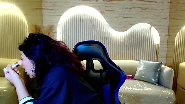 valentina r  online show from March 22, 2026, 3:10 am