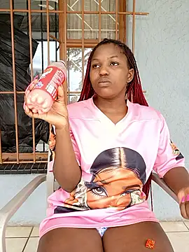 SweetHoney21  online show from January 11, 2026, 9:38 am