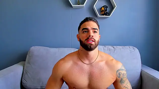 Snapshot of Paul_Phoenix chatting on September 29, 2025, 8:03 pm Paul Phoenix online show from September 29, 2025, 8:03 pm