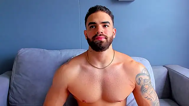 Snapshot of Paul_Phoenix chatting on September 22, 2025, 8:26 pm Paul Phoenix online show from September 22, 2025, 8:26 pm