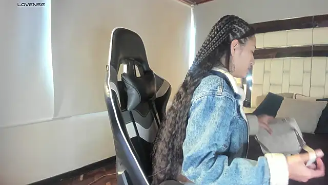 Adhara7 online show from October 3, 2025, 8:10 pm